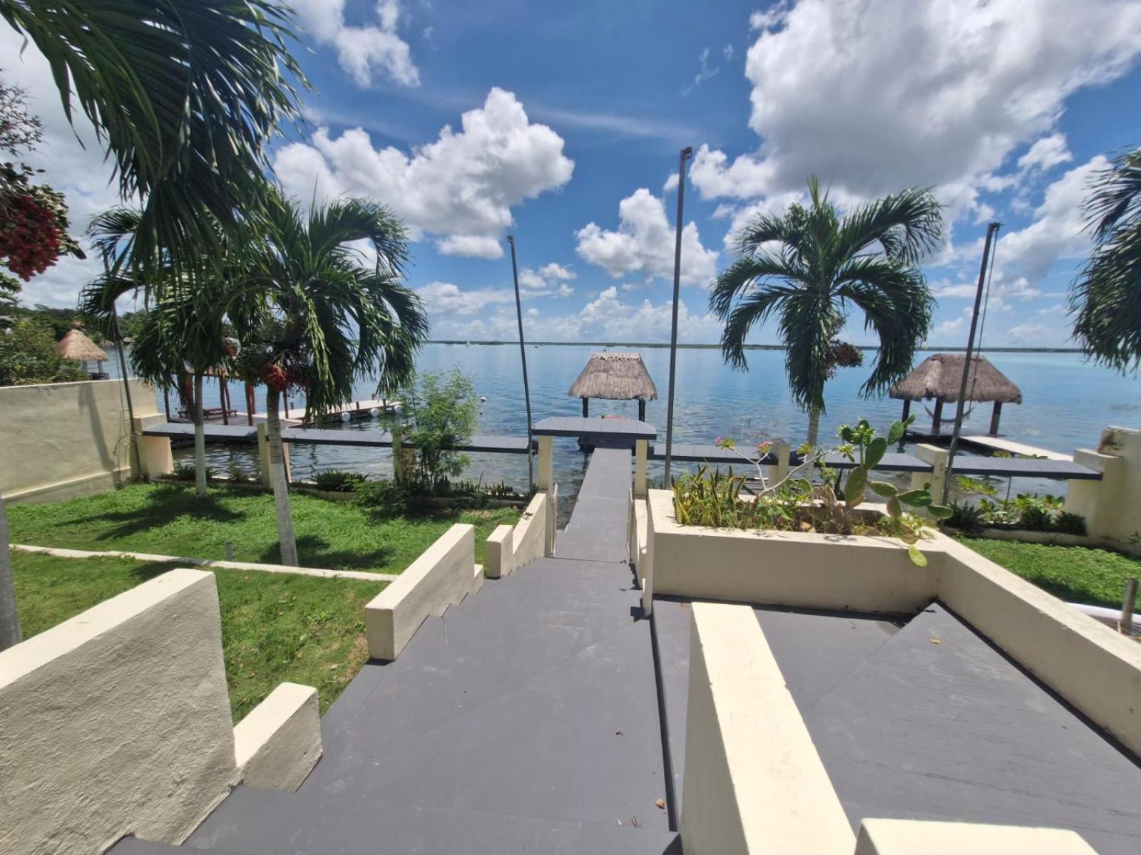 Casa Sirena - A Orilla De La Laguna Y Cenote Esmeralda Bacalar