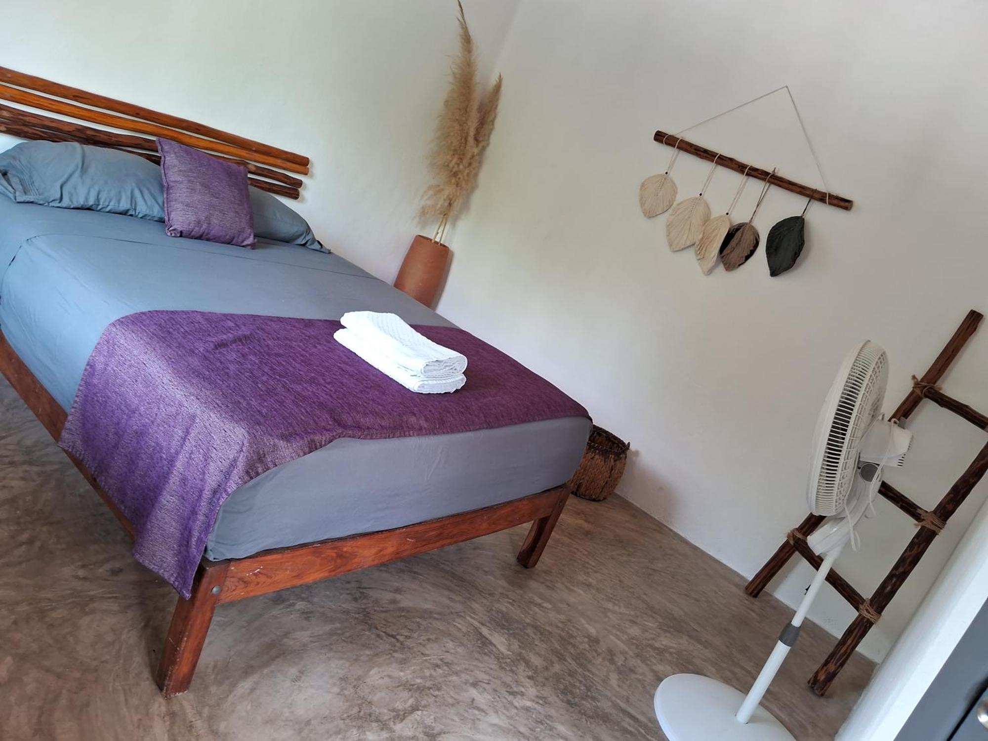 Mykonos Inn