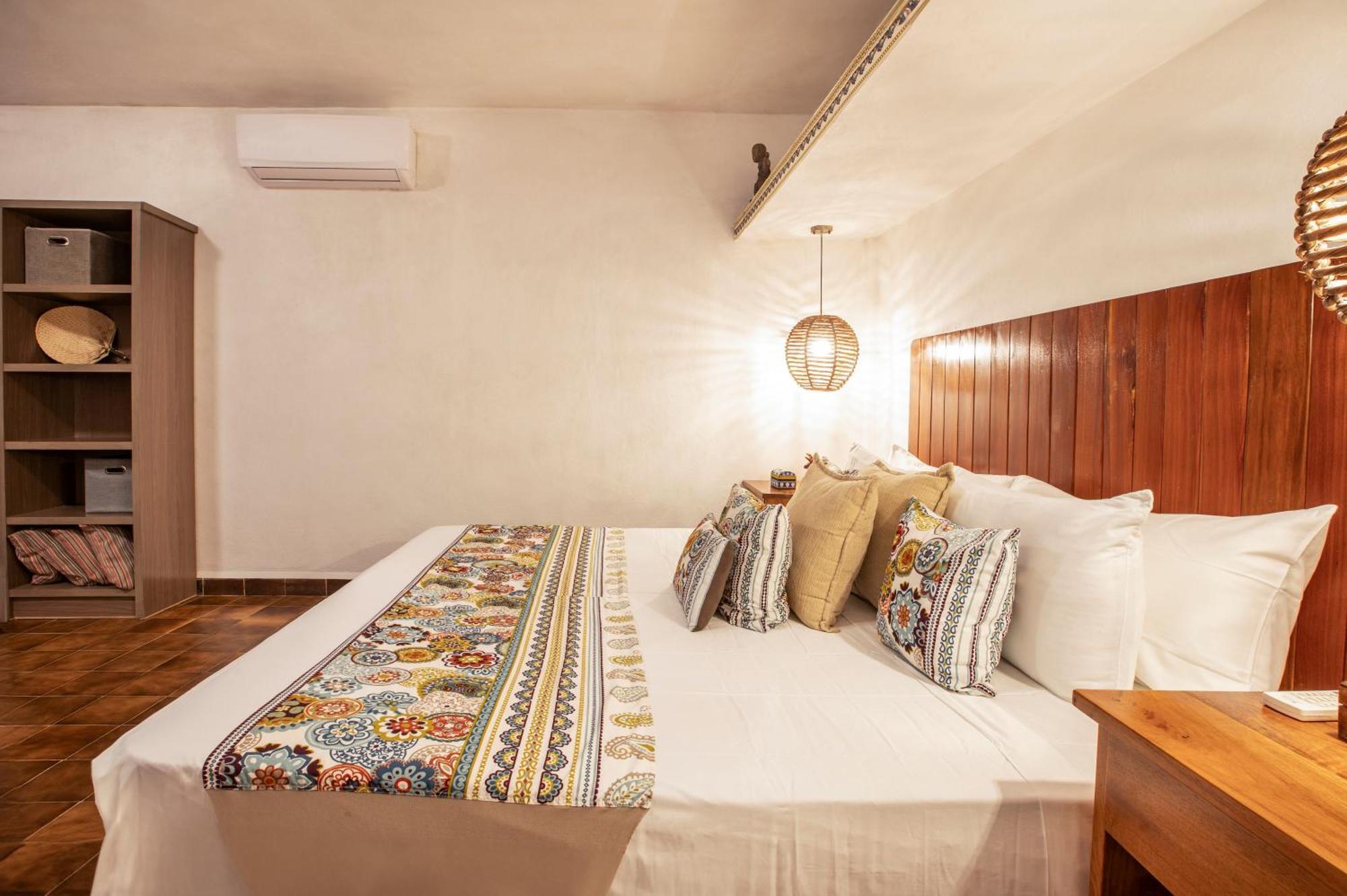 Yayum Hotel