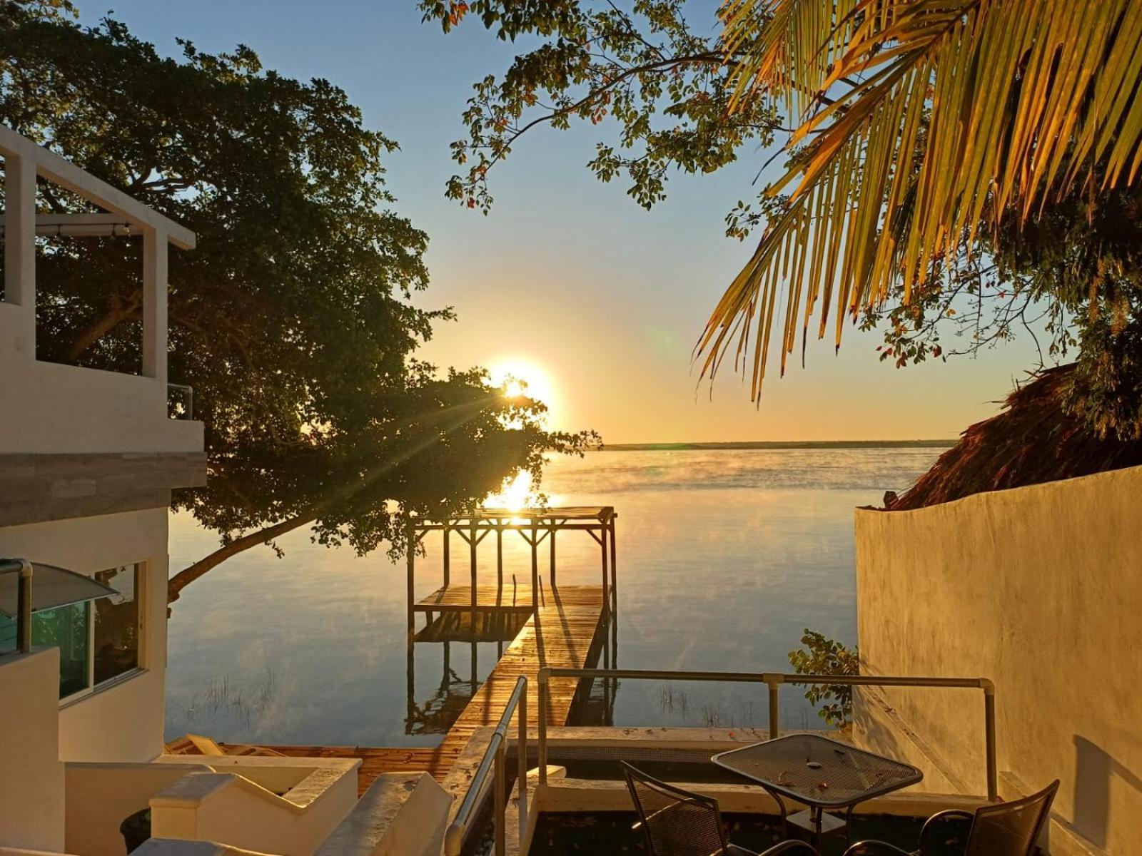 Zensus Laguna Hotel