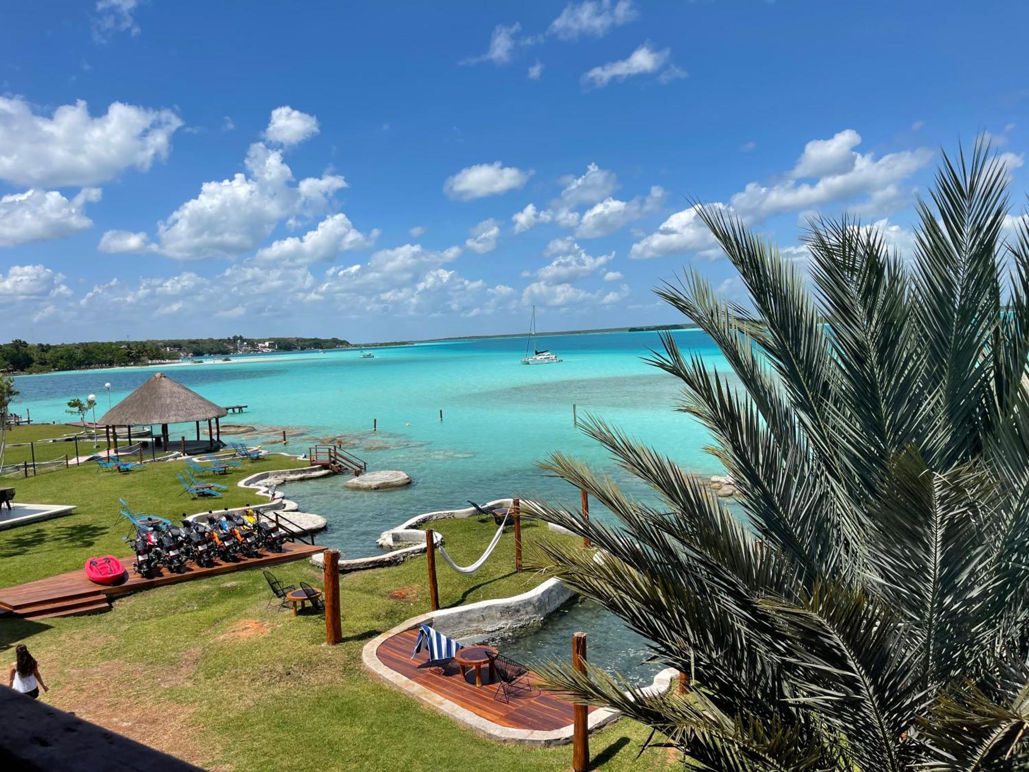 Hotel Blue Caribe Front Lagoon