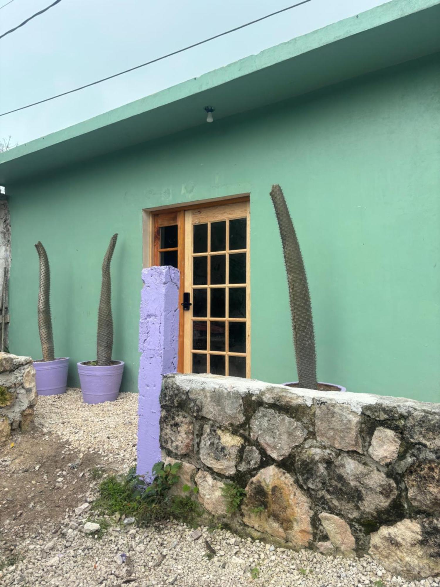 Casa Mora Bed and breakfast