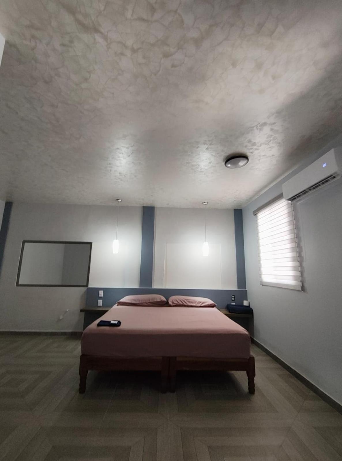 Hotel Blue Turtle