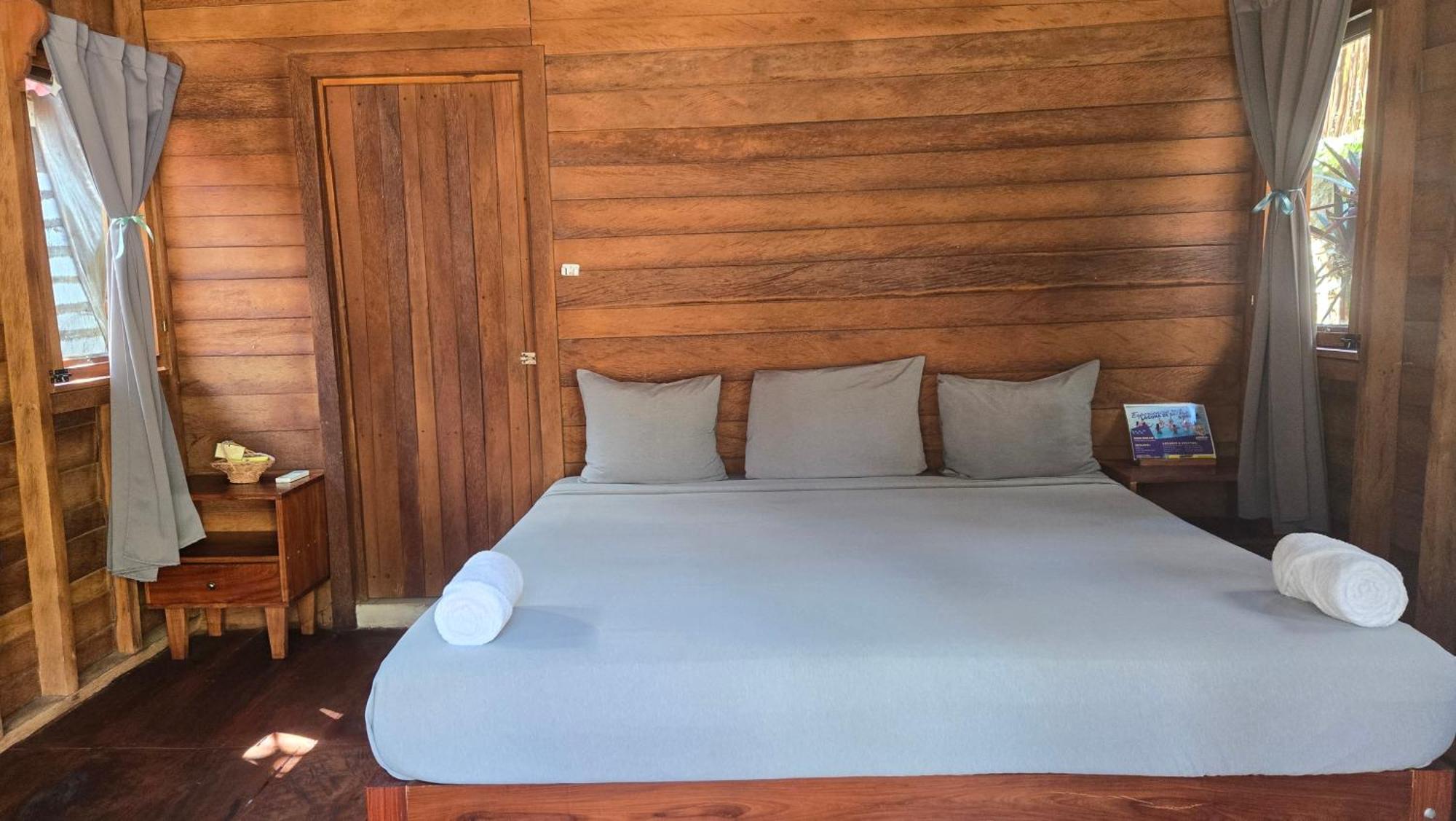 My Front Laguna Hotel Bacalar