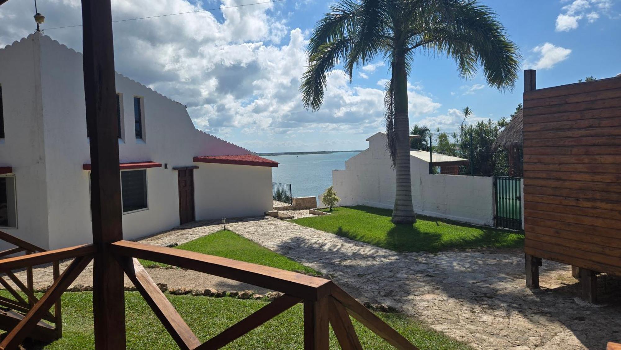 Hotel My Front Laguna Bacalar