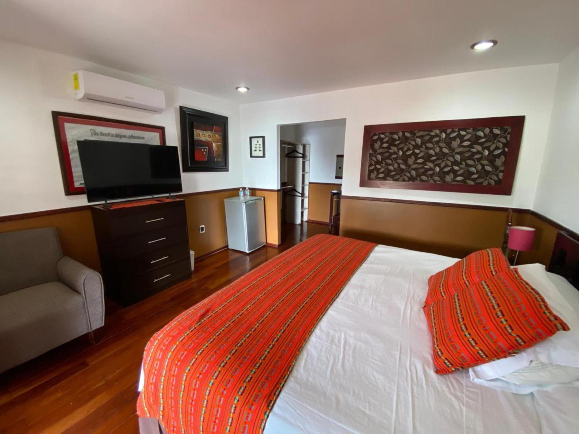 Coras Place Lagoon Front Apartment *