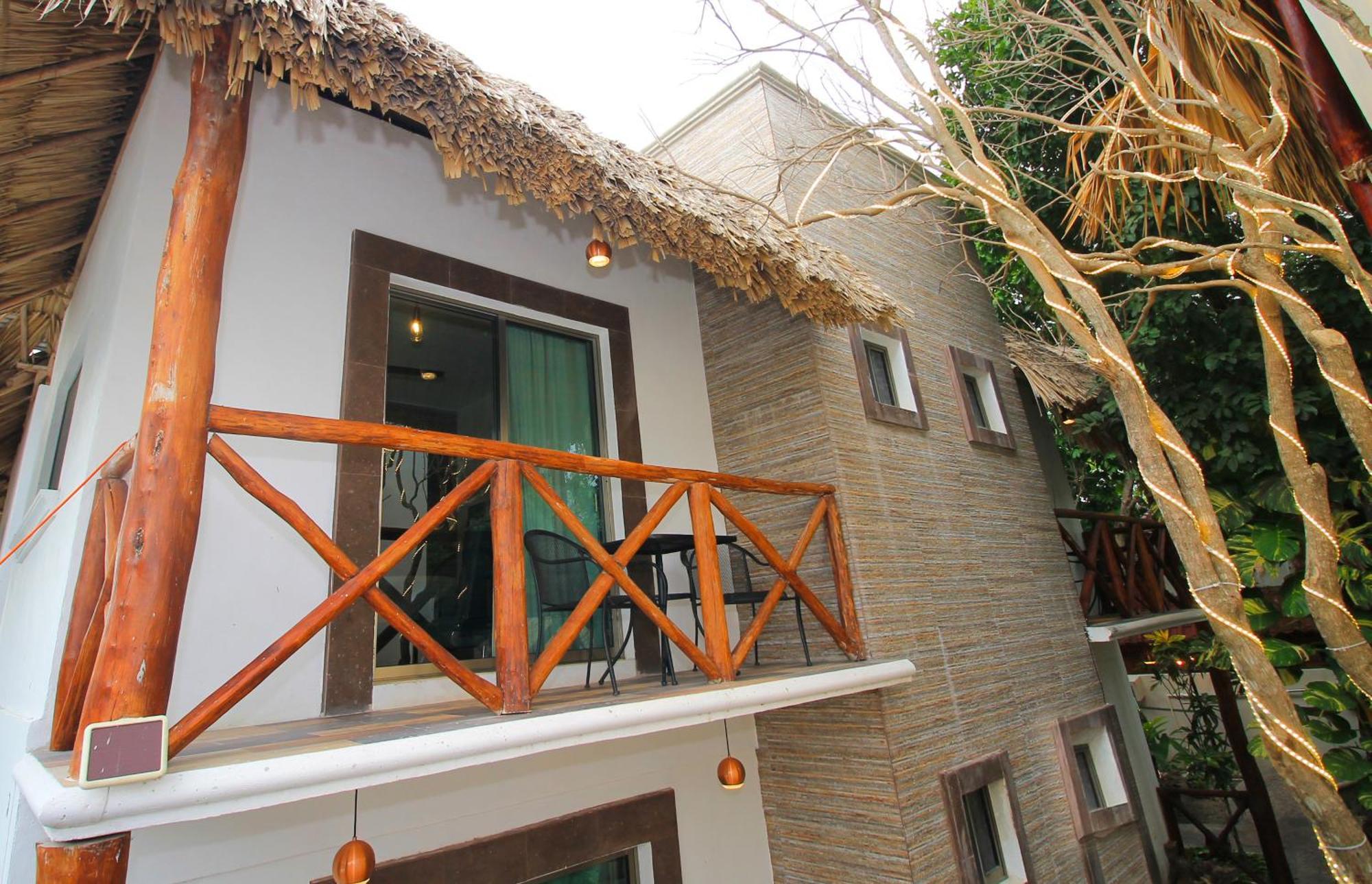 Pancho's Hotel