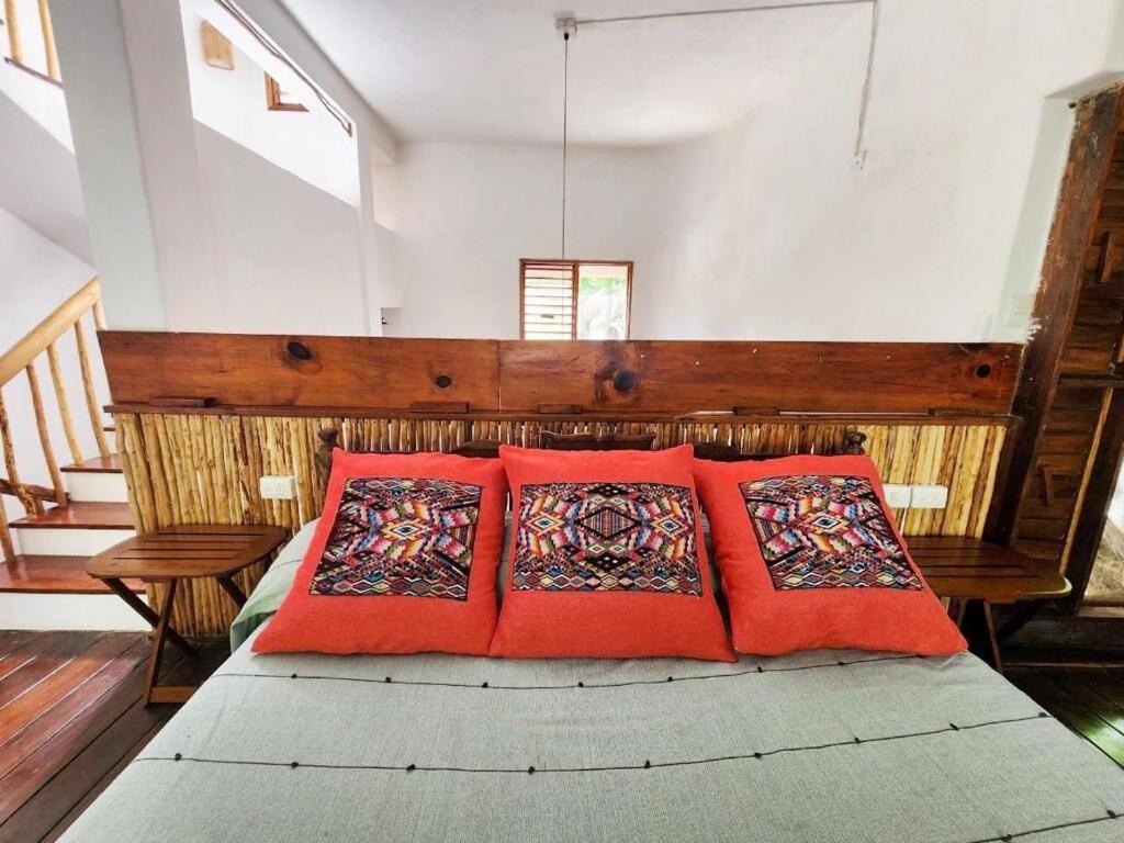 Waterfront Design Eco-villa & Great Wifi