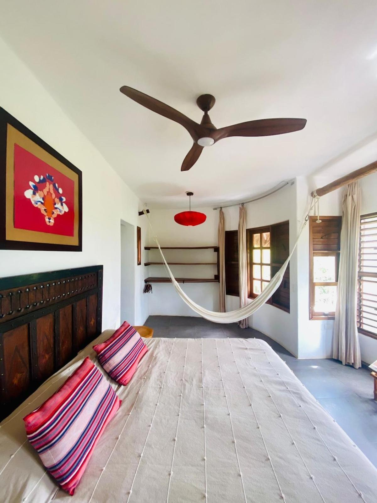Villa Waterfront Design Eco-villa & Great Wifi *