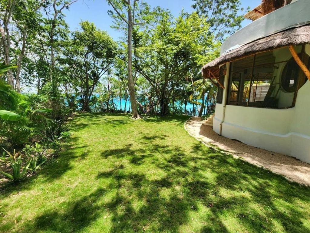Waterfront Design Eco-villa & Great Wifi *