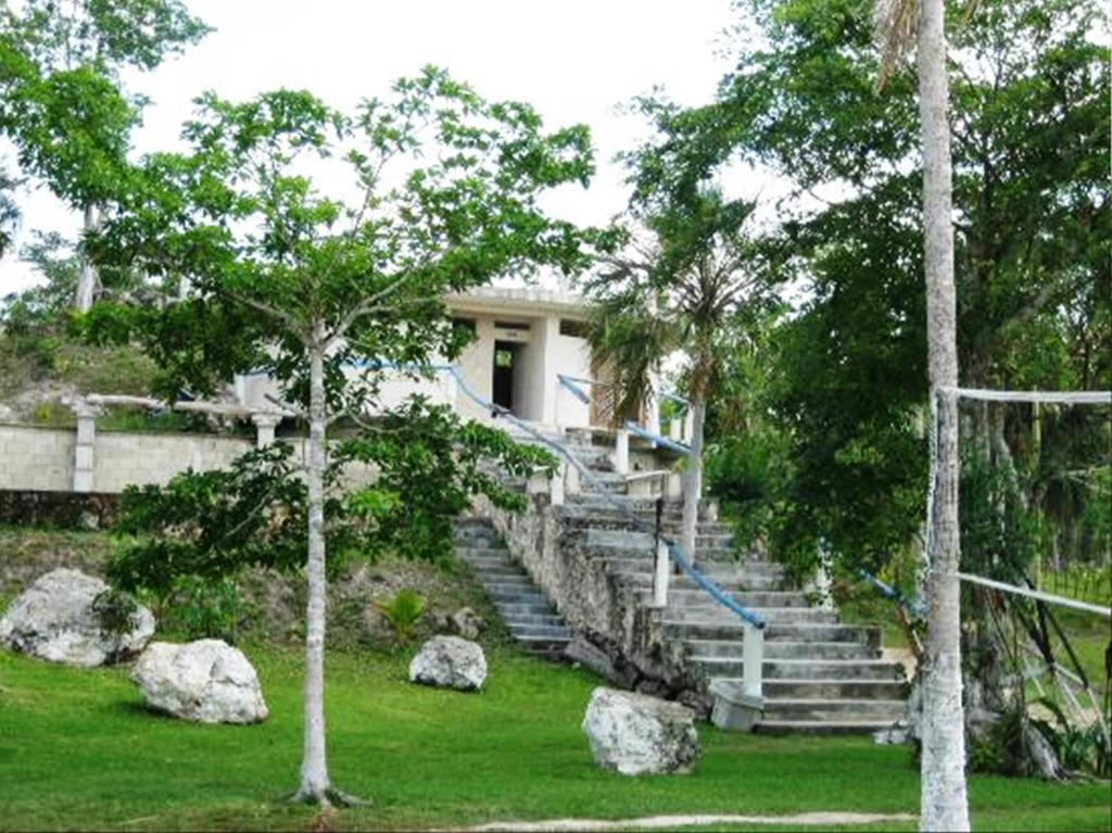 Ecocamping Yaxche 2*