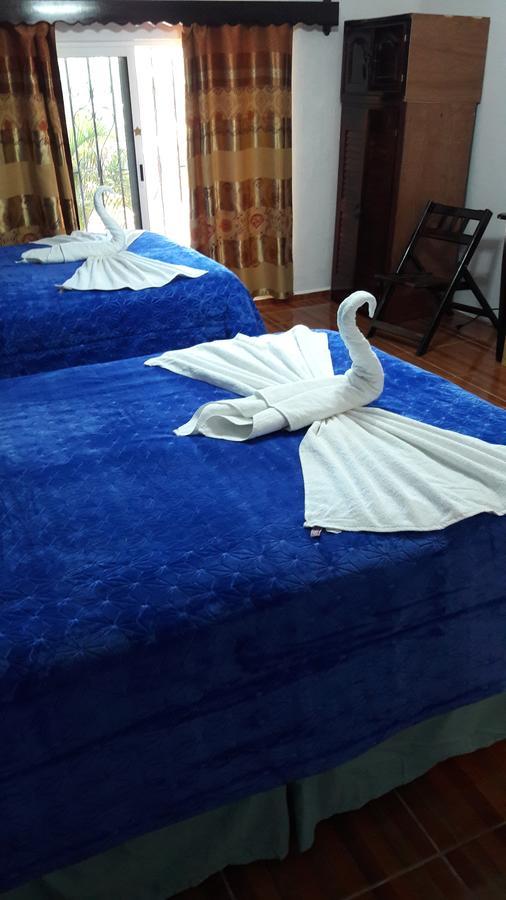 Hotel Lunas *