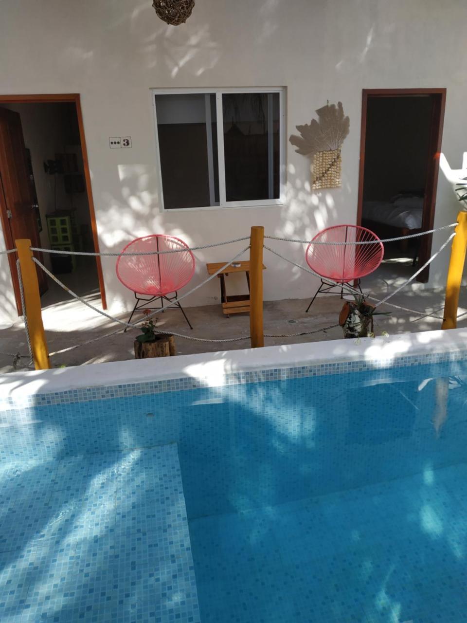 Kairos Hotel *