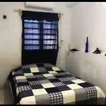Departamento amueblado céntrico, muy confortable, accesible y con AA