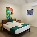 Mecate Bacalar Hotel & Dorms