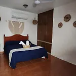 Hotel Maya Antes Navieros
