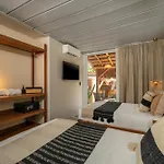 Casa Aakal Lagoon Front