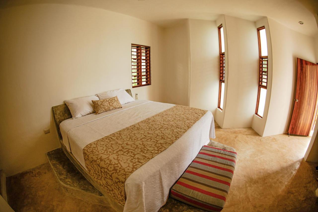 Mi Kasa Tu Kasa Hotel 4*