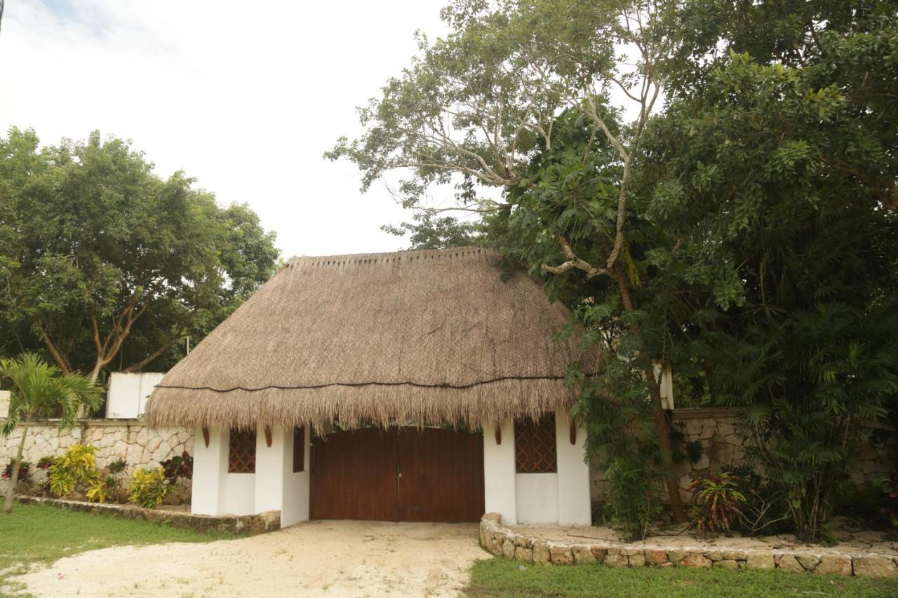 Mi Kasa Tu Kasa Hotel