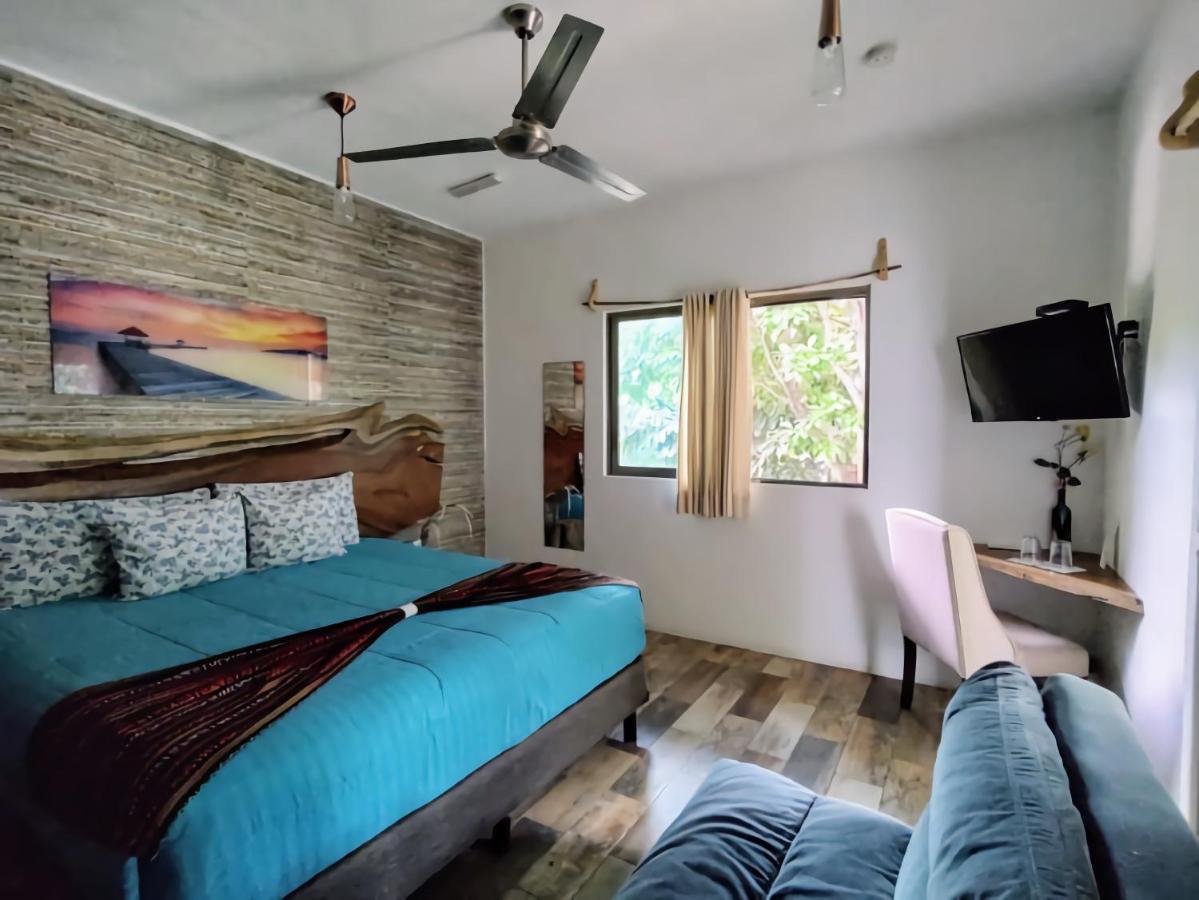 Hotel Pancho - Free Bikes And Paddles Bacalar