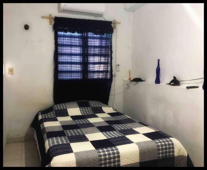 Departamento Amueblado Céntrico, Muy Confortable, Accesible Y Con Aa