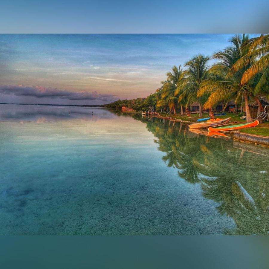 Cayuco Maya Hotel *