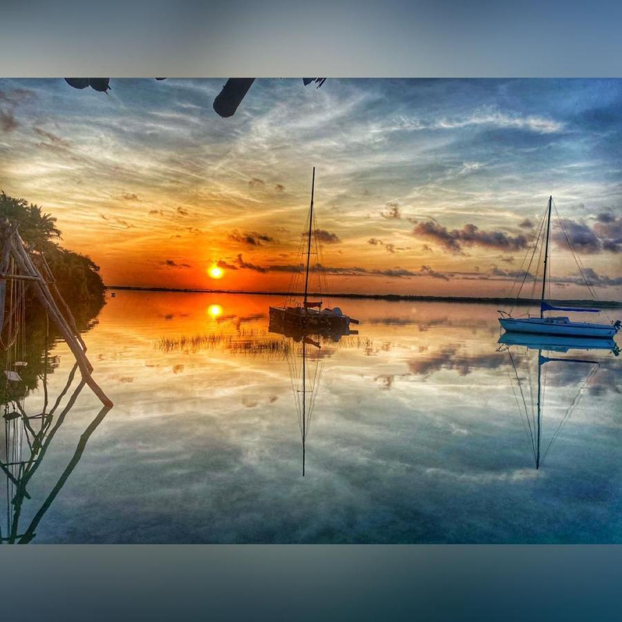 Cayuco Maya * Bacalar