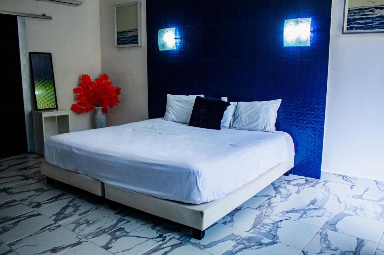 Casa Caracol Lagoon Hotel