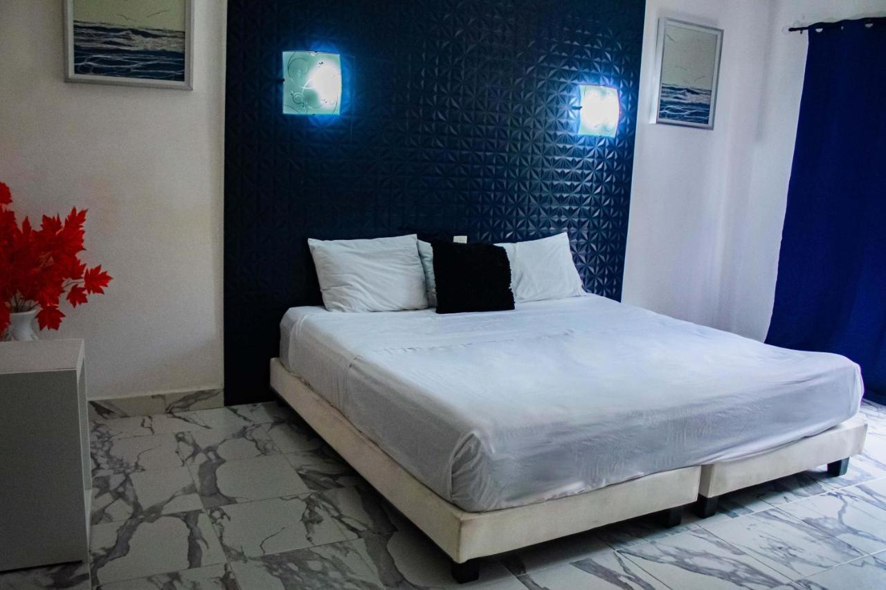 Casa Caracol Lagoon Hotel