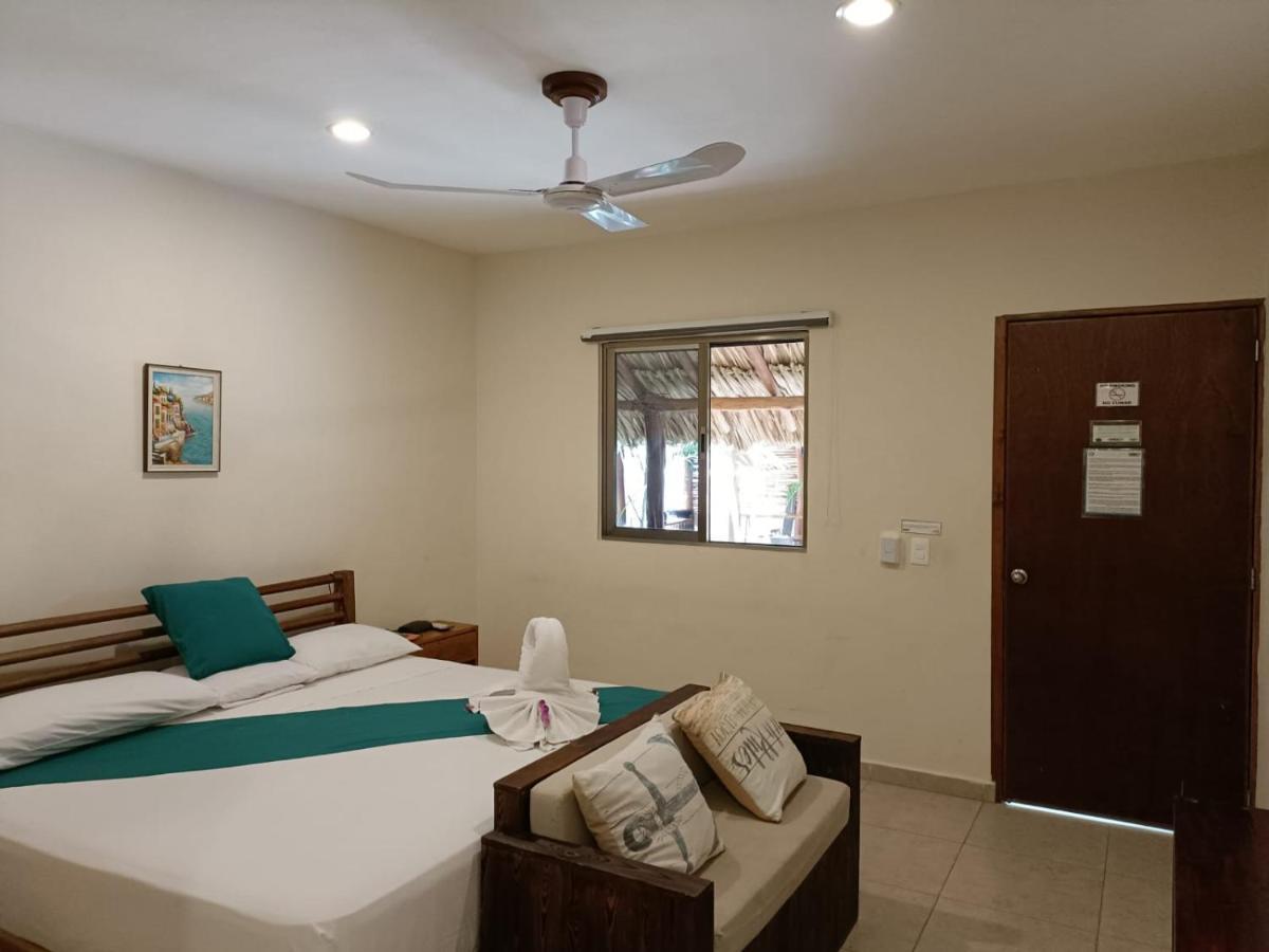Hotel Mecate & Dorms Bacalar