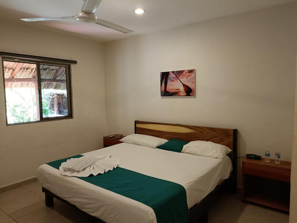Mecate & Dorms Hotel