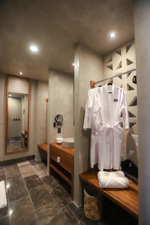 Amainah Adults Only 5*