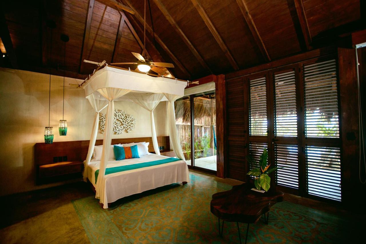 Hotel Rancho Encantado 4*