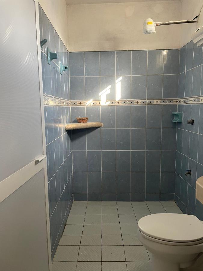 Departamento Amueblado Céntrico, Muy Confortable, Accesible Y Con Aa Apartamento Bacalar