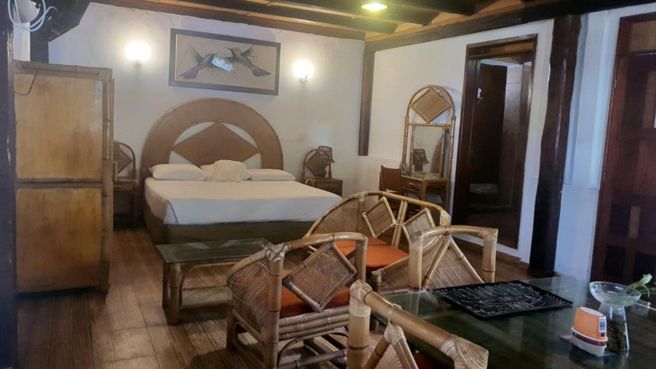 Colibrí Hotel 3*