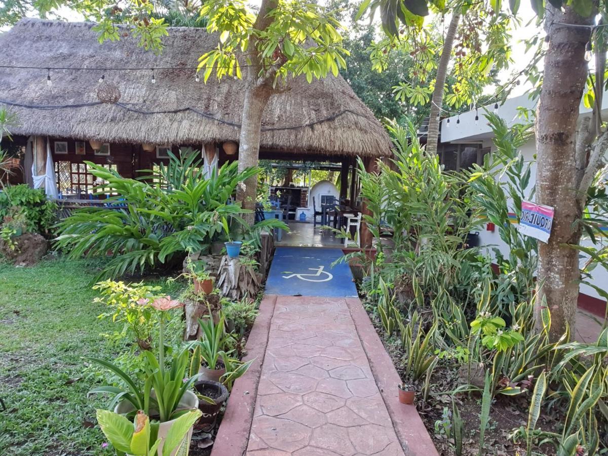 Hotel Colibrí Bacalar