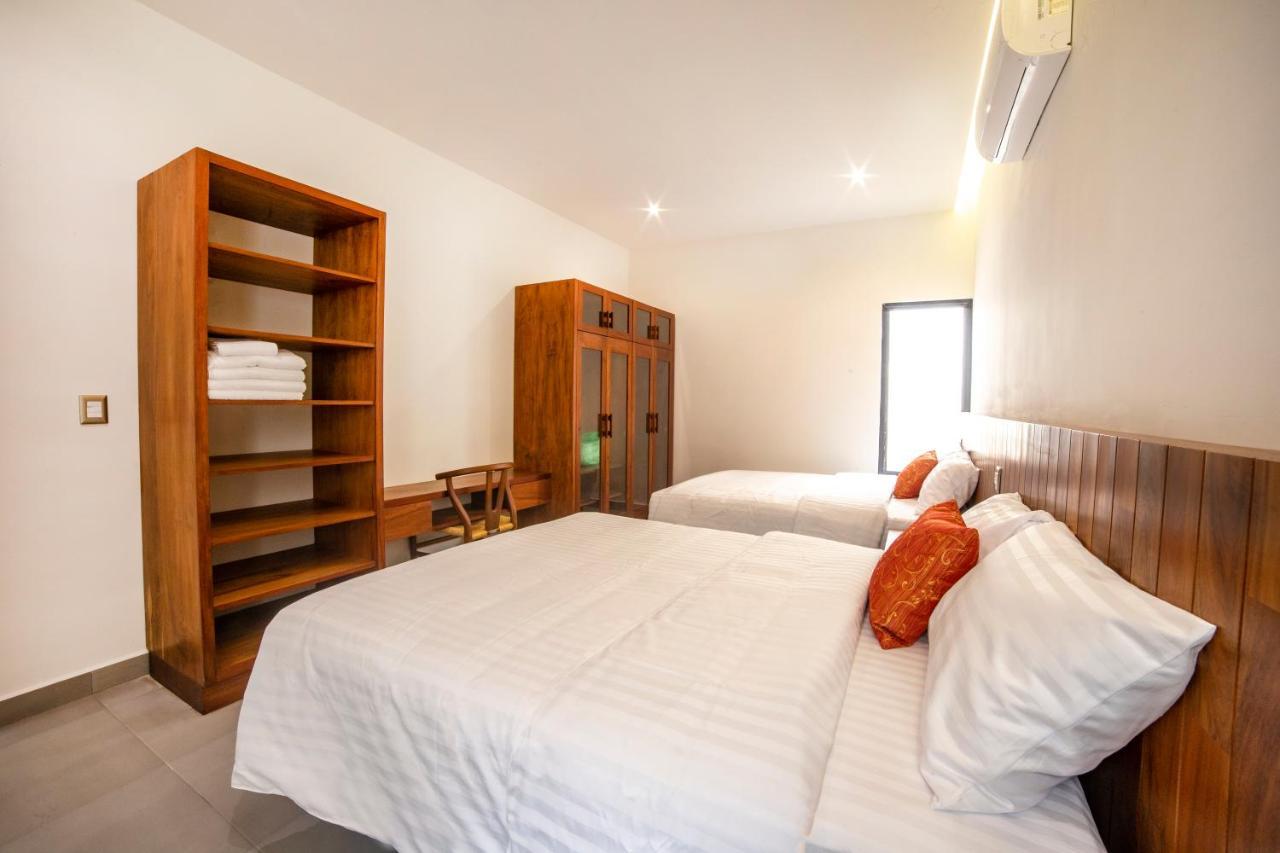 Deluxe Azure Aparthotel *