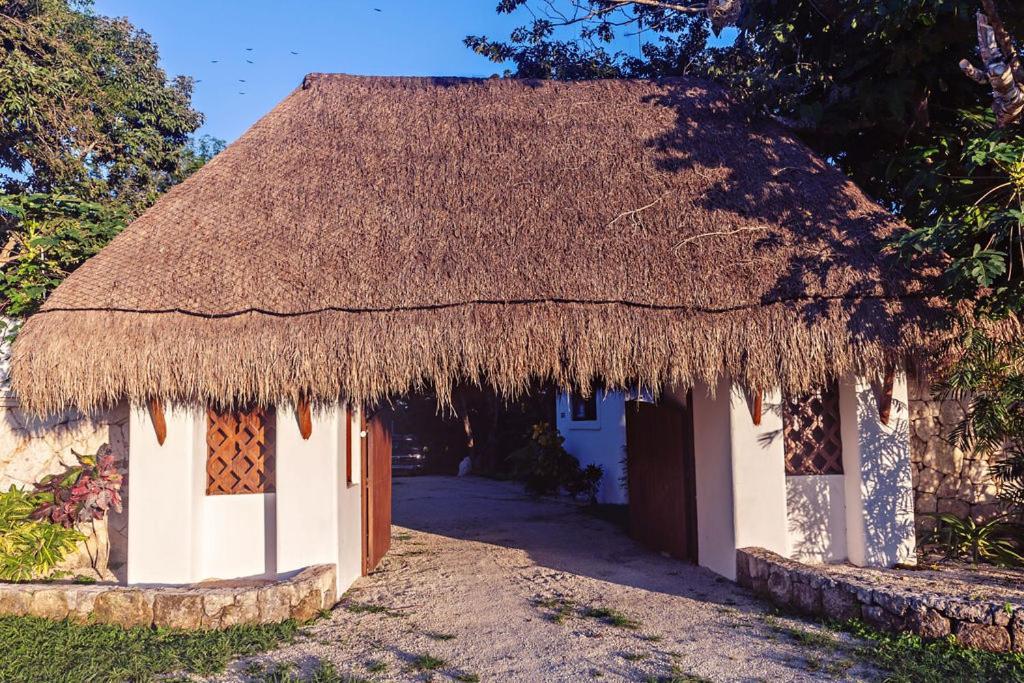 Hotel Mi Kasa Tu Kasa 4*