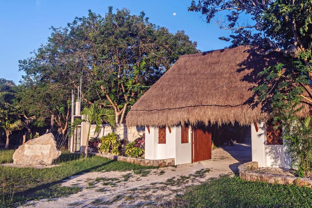 Hotel Mi Kasa Tu Kasa