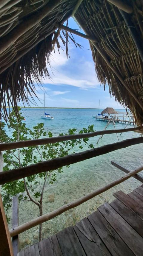 Cayuco Maya Hotel Bacalar
