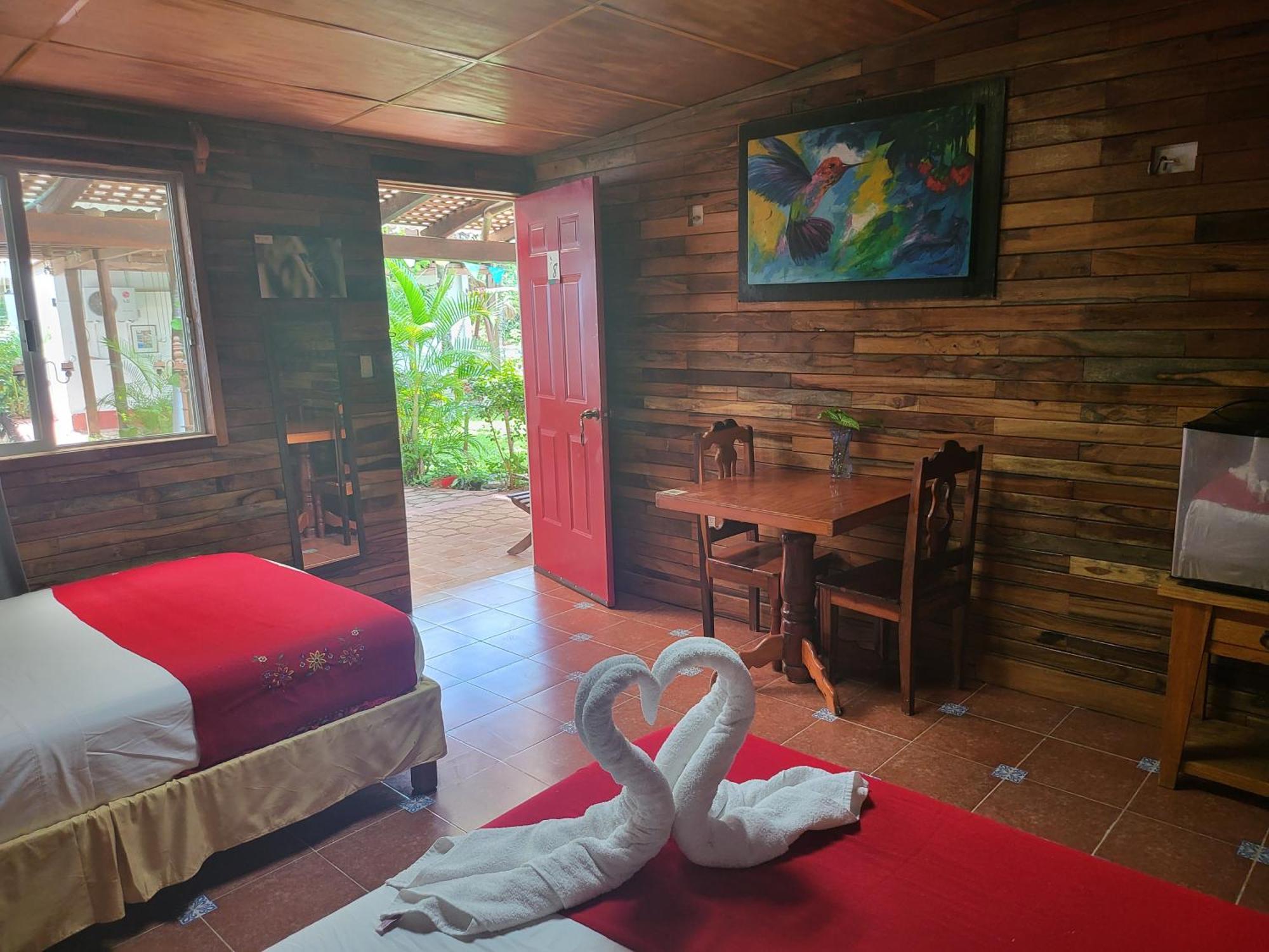 Colibrí Hotel Bacalar