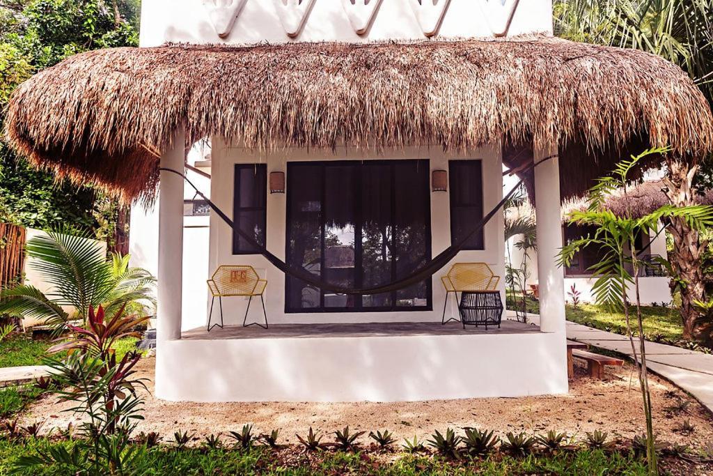 Mi Kasa Tu Kasa Hotel 4*