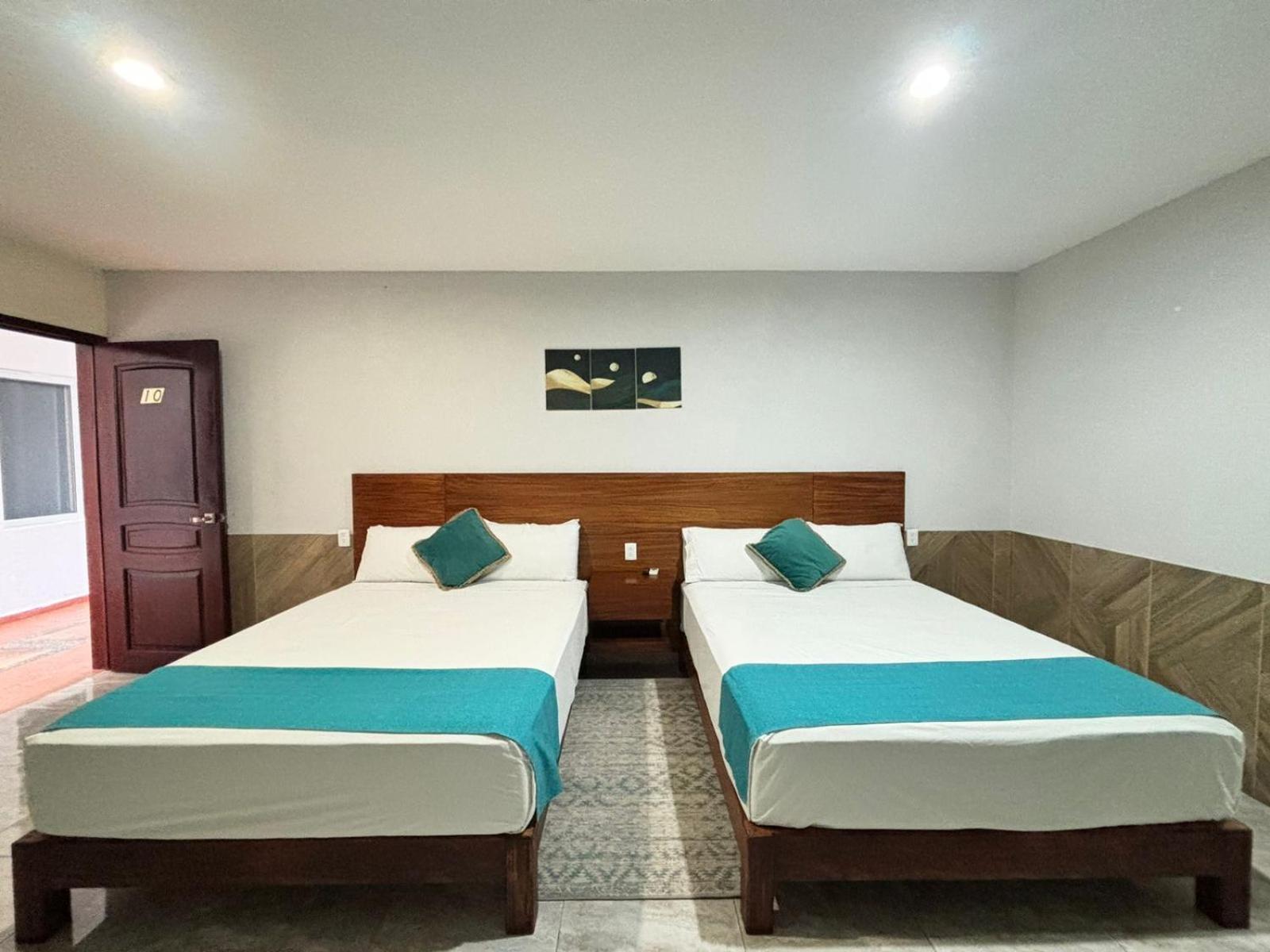 Awazul Hotel Bacalar
