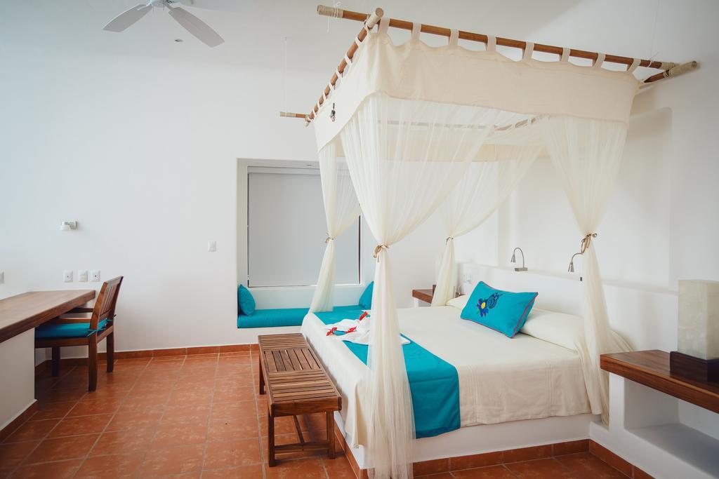 Hotel Rancho Encantado 4*
