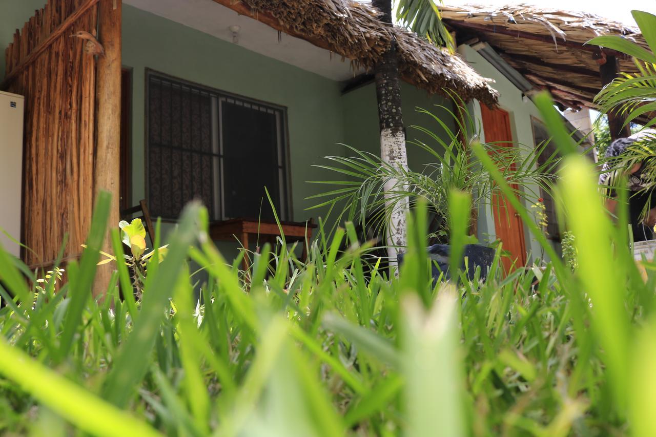 Cabanas Las Palmas Inn *