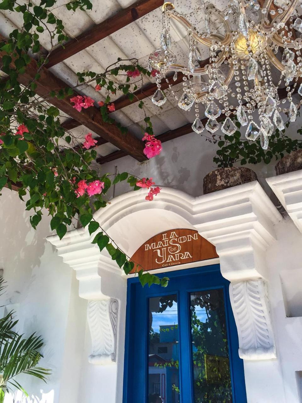 Toto Blue Boutique Bacalar