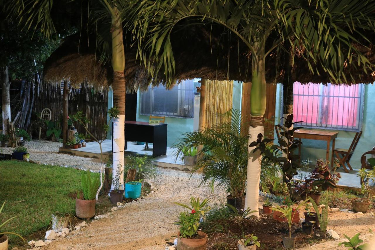 Cabanas Las Palmas Inn *