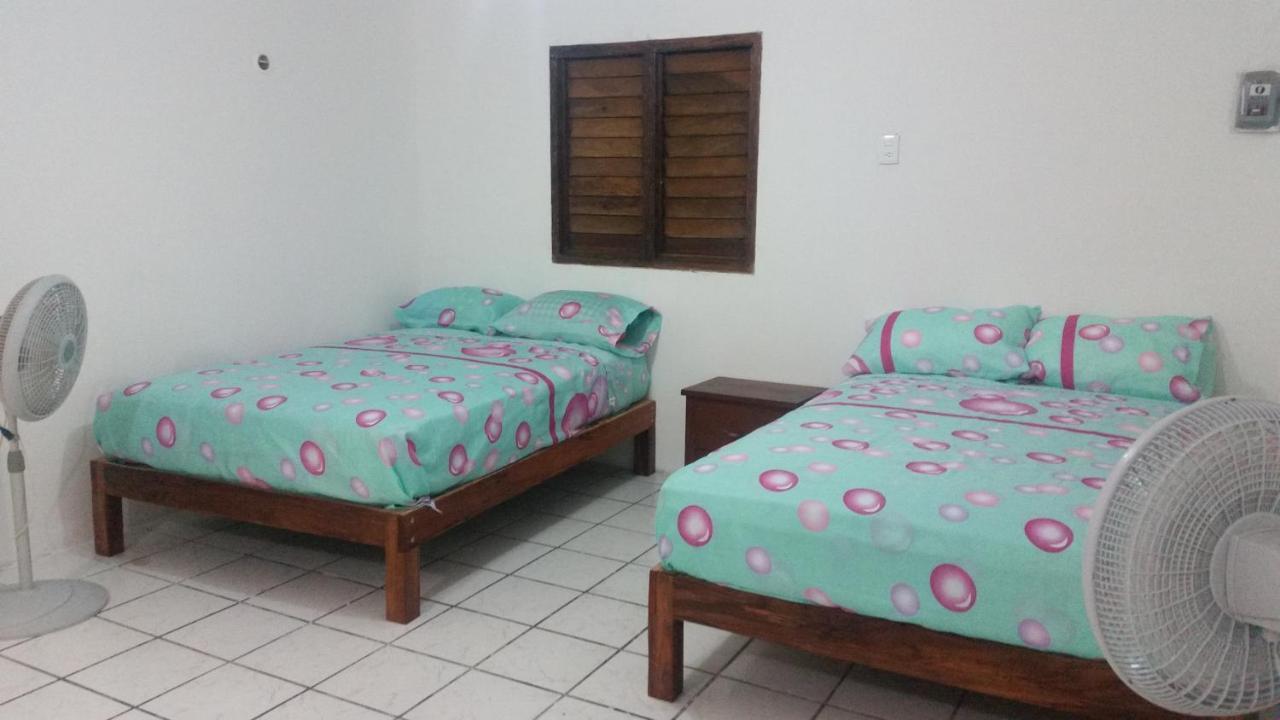 Cabanas Las Palmas Inn