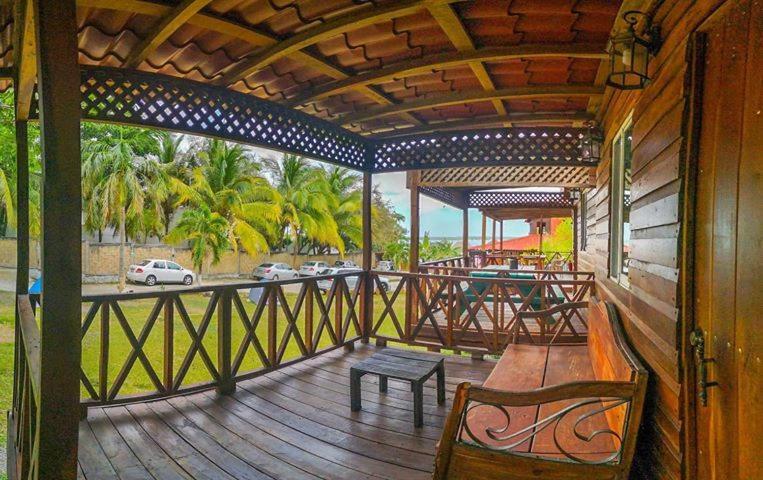 Green Monkey Guest house *