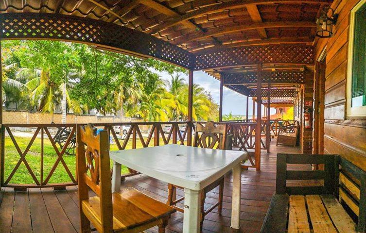 Green Monkey Guest house *